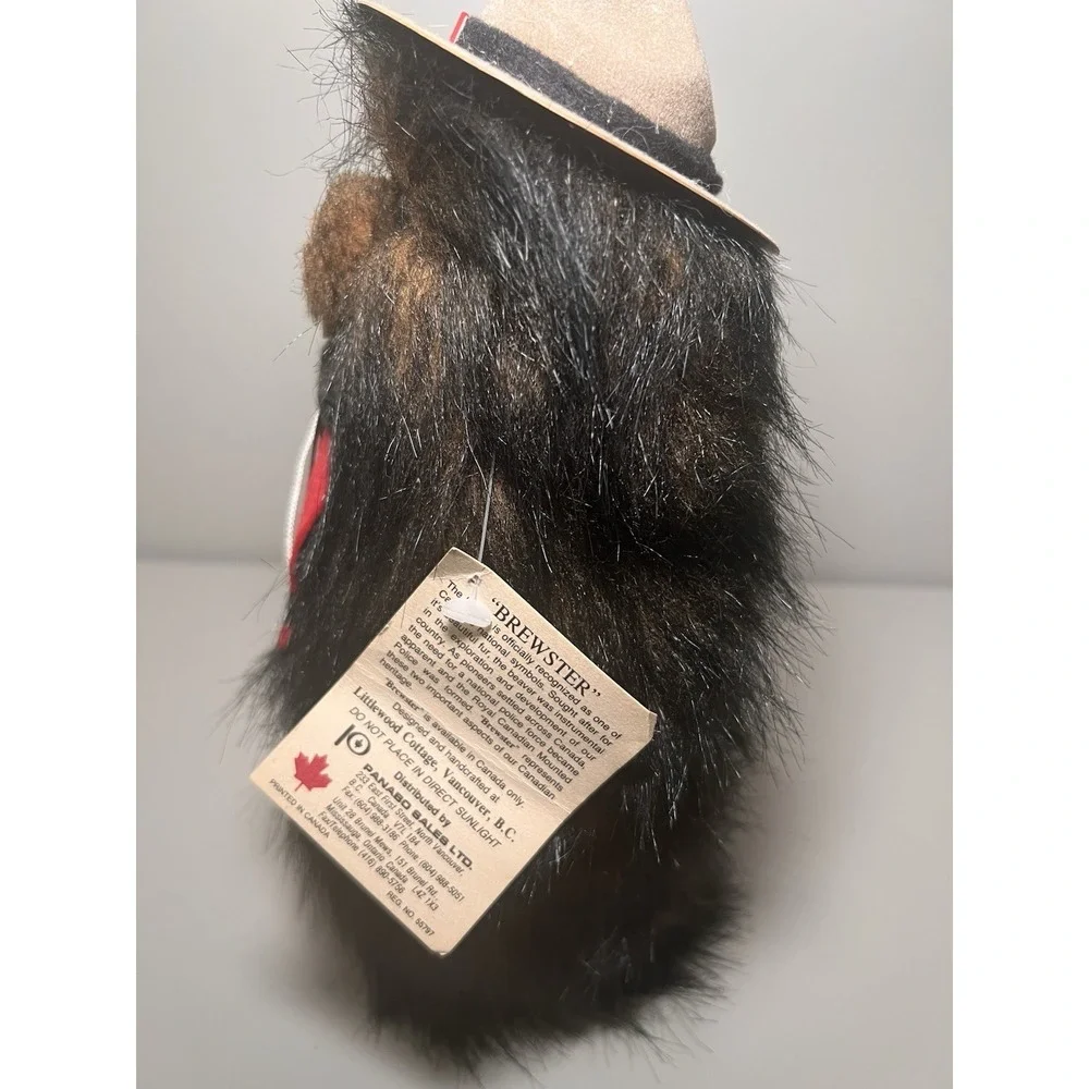 VTG Littlewood Cottage‎ Brewster Canadian Mounted Police Plush Beaver Canada NWT
